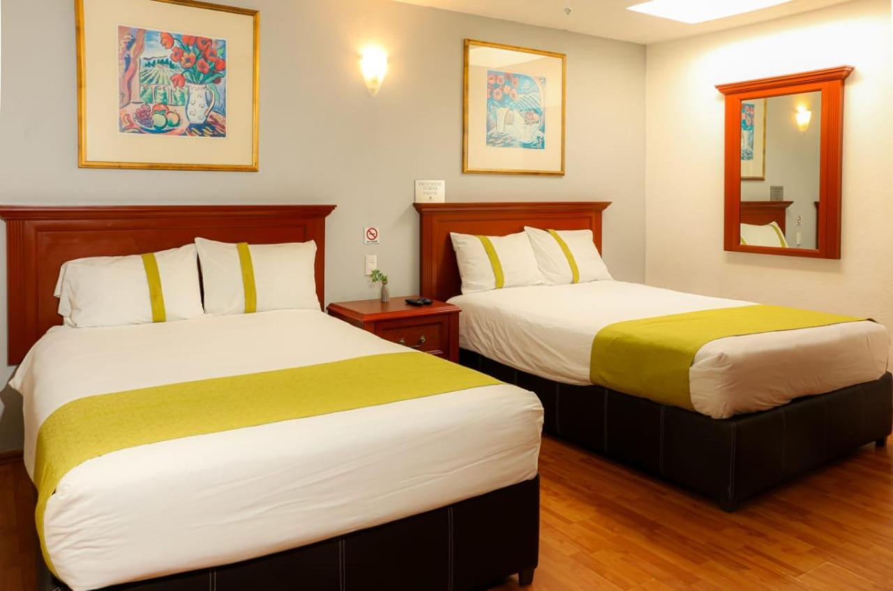 Suites Bajio León Eksteriør billede